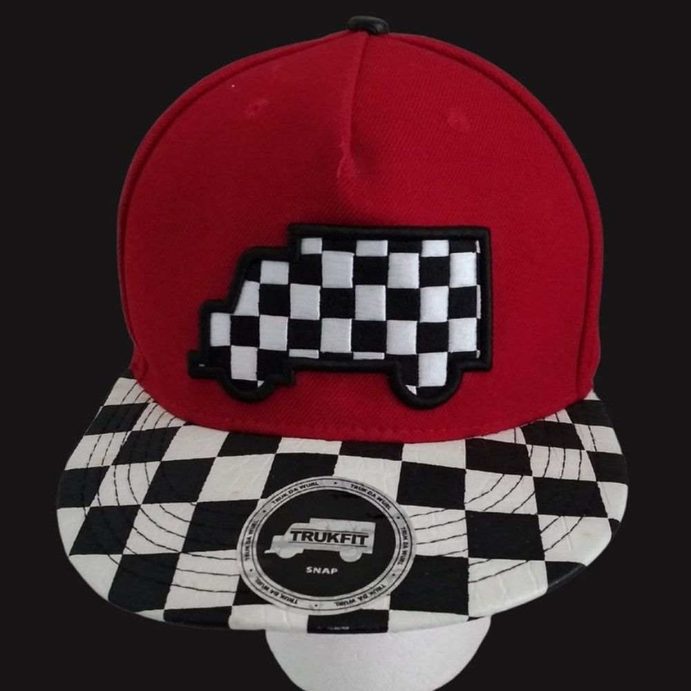 TRUCKFIT LOGO EMBROIDERED SNAPBACK HAT